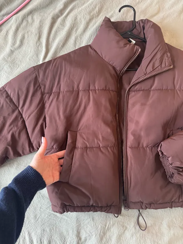 H&M Cropped Puffer Jacket in Chocolate - Image 3
