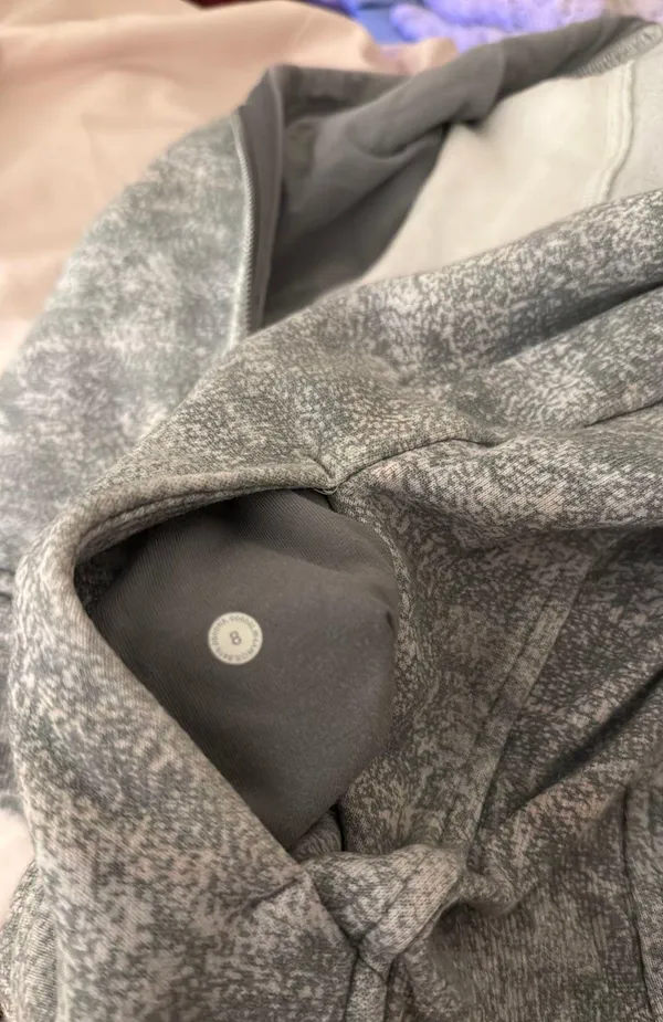 Lululemon Jacket Full-Zip - Image 5