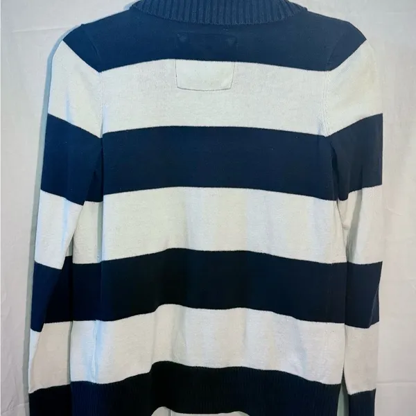 Vintage Y2K Abercrombie & Fitch Navy and White Striped Shawl Cardigan - Image 2