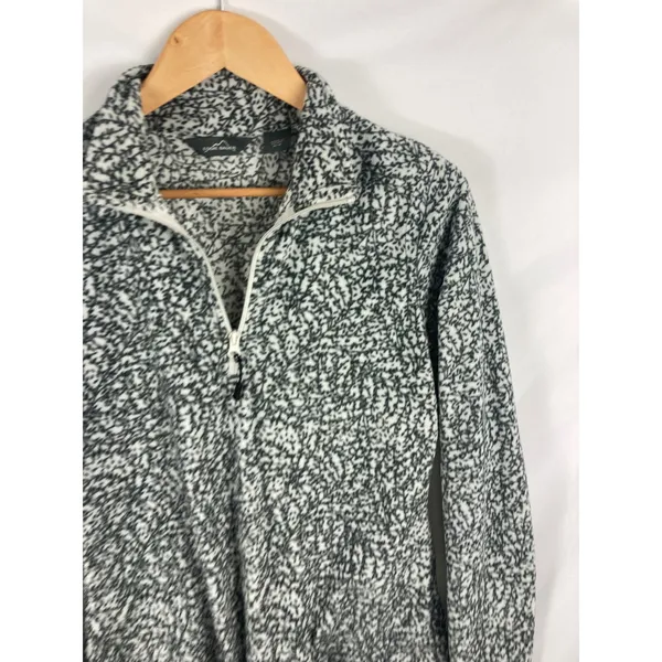 Eddie Bauer Soft Fleece 1/4 Zip Patterned Size Medium - Image 2