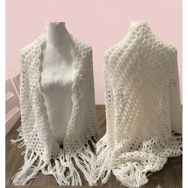 Vtg Boho White Crochet Triangle Shawl Fringe Bridal Wrap Handcrafted 60" x‎ 37" - Image 4