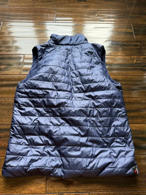 New Balance Navy Zip-up Vest - Image 5