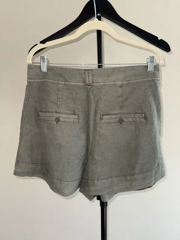 Free People Pleated High Rise Lyocell Blend Shorts Olive Green Size 14 - Image 3