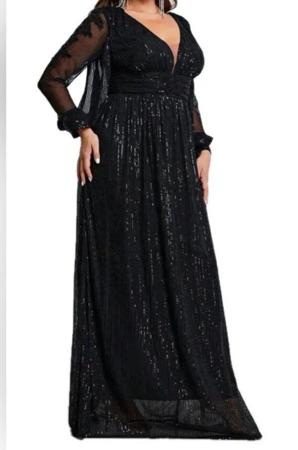 NWOT Sequined Formal Gown Black Size 16 - Image 4