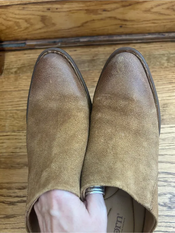 BORN Starr Tan Distressed Leather Slip On Mules Clogs Size 10 - Image 12