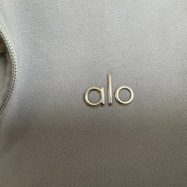 Alo Yoga Accolade 1/4 Zip Pullover Winter Frost S - Image 3