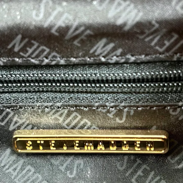 Steve Madden Pink Melodie Crossbody Bag Gold SM Logo Flap Messenger Purse 9"x7"‎ - Image 8