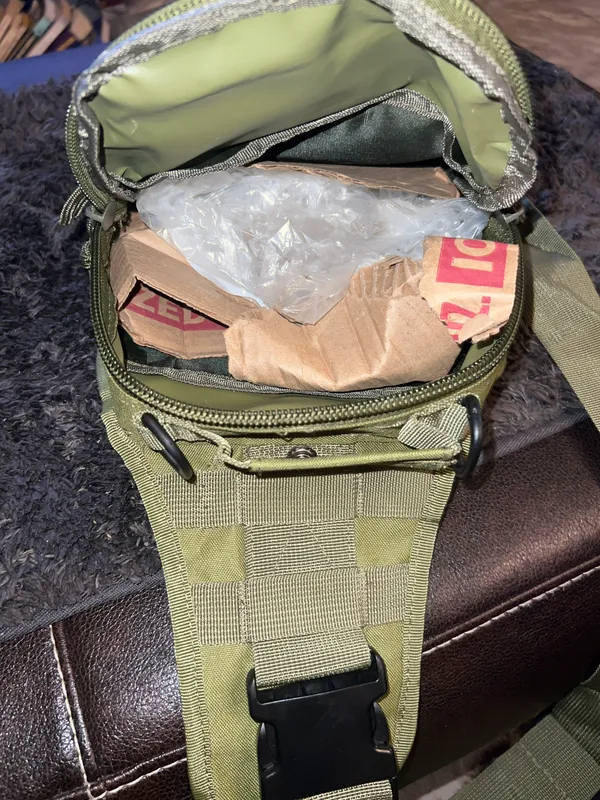 Tactical Shoulder sling Carrier Bag. Green - Image 4