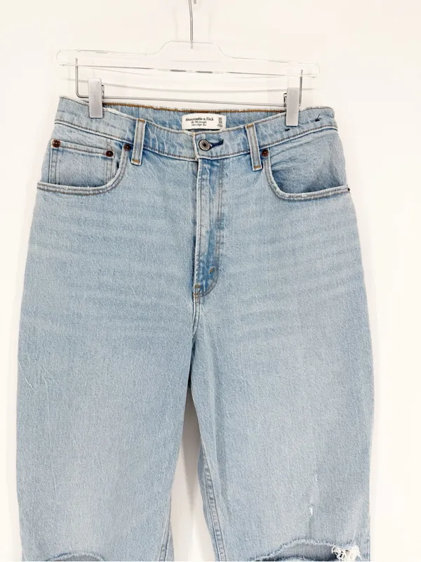 Abercrombie & Fitch 90s Straight Ultra High Rise Curve Love Jeans 30 Blue - Image 4
