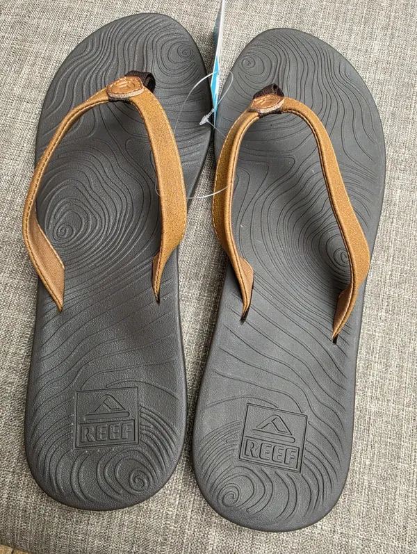 NEW Reef Zen Love Flip-Flop Sandal Tobacco 10 - Image 4