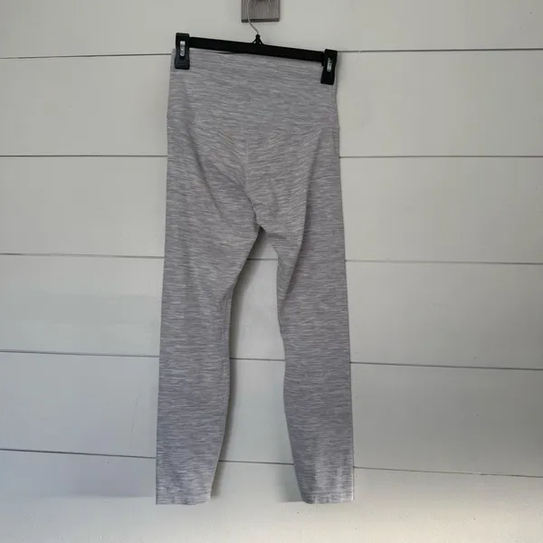 Lululemon Women’s 6 Heather Gray Align Pants - Image 2