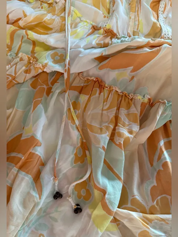 Olivaceous Good Karma Tiered Babydoll Boho Floral Mini Dress Size Medium - Image 8