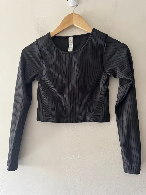 Lululemon‎ Ebb to Street Long Sleeve Shirt Size 4 - Image 2