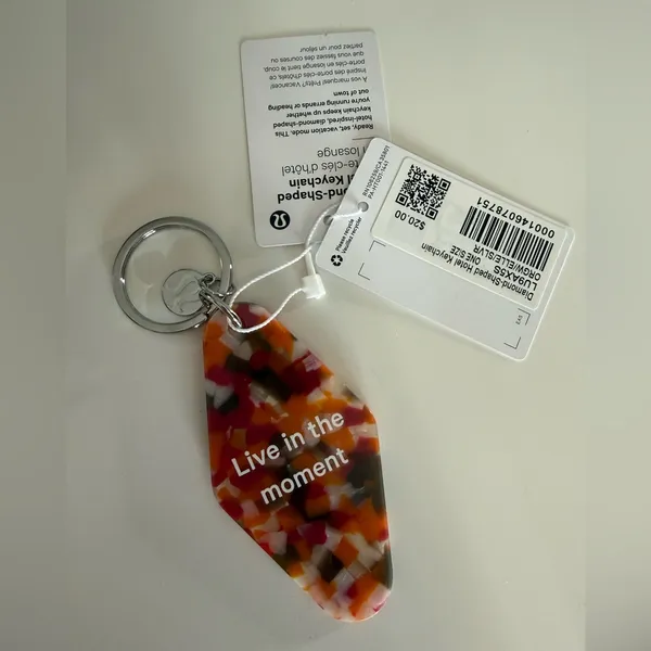 NWT Lululemon 'Live in the Moment' Keychain - Image 2