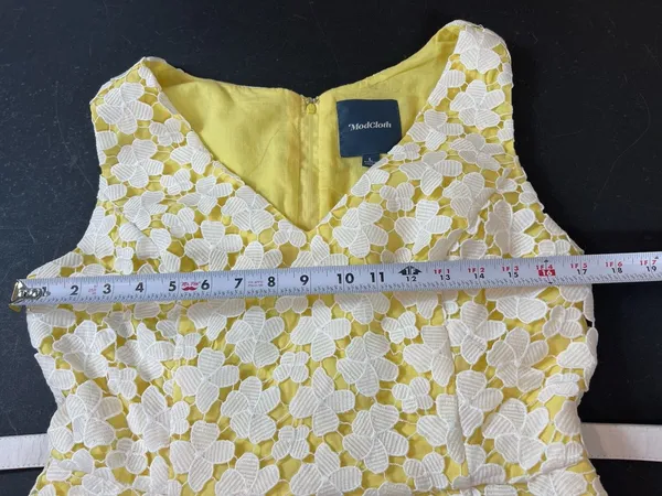 ModCloth 1960s Inspired Floral Lace Fit & Flare Dress Yellow White Belted L - Image 9