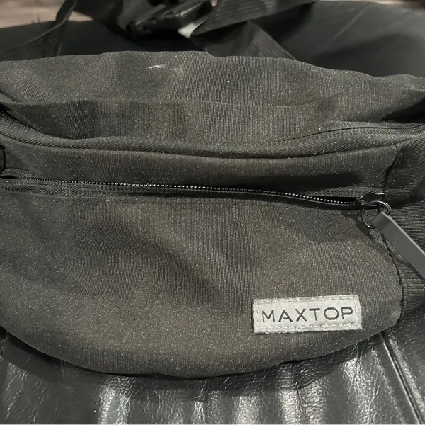 Black Belt Bag for Women - Image 4