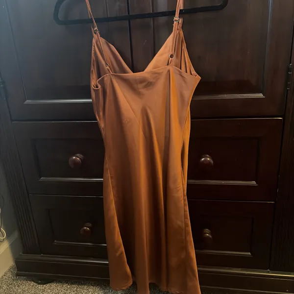 hollister slip satin dress - Image 4