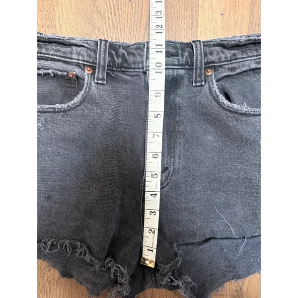 Abercrombie & Fitch High Rise Distressed Denim Shorts Washed Black Frayed Hem 29 - Image 5