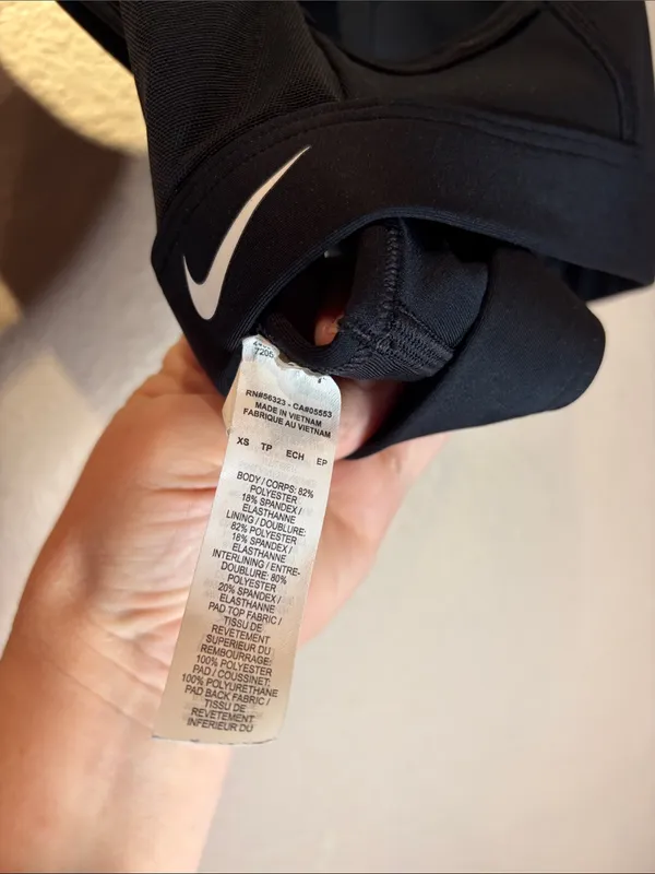 Nike Women’s Dri Fit Sports Bra Black Zip Front Size XS - Image 4