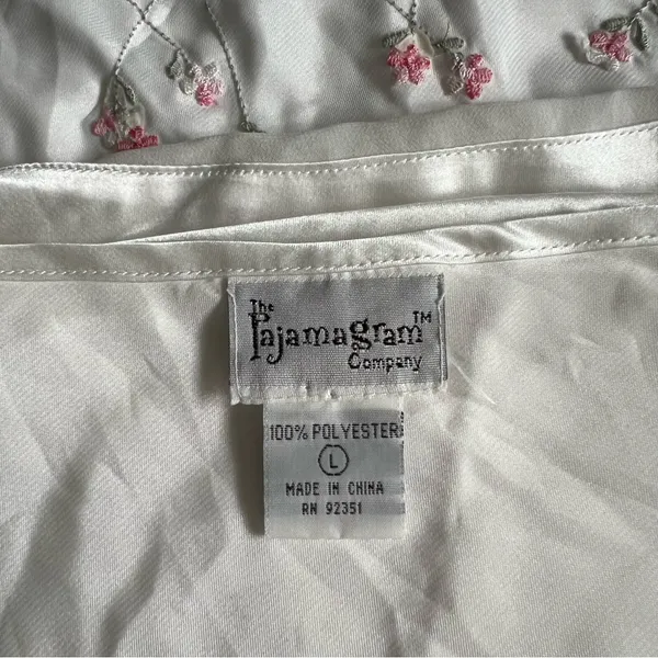 Women’s Pajamagram White Floral Embroidered Mesh Satin Chemise Nightgown Slip L - Image 4