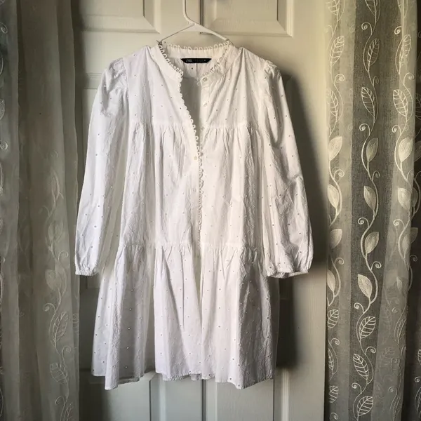 ZARA Embroidered Eyelet Floral Cotton Mini button down Dress boho babydoll sz M - Image 2