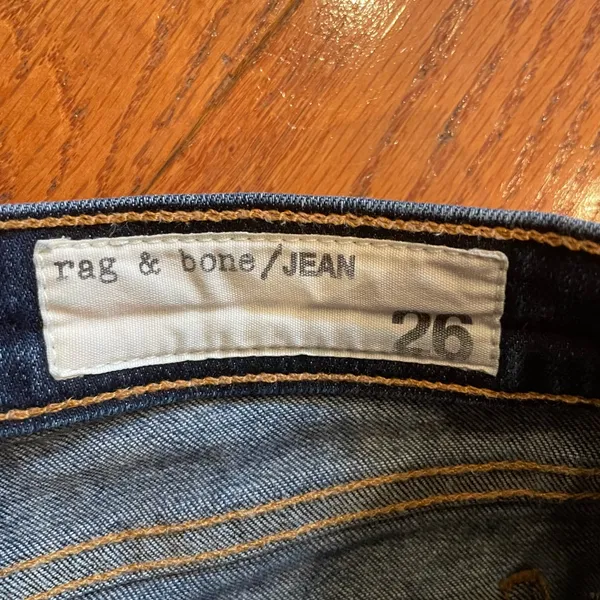 rag & bone Kensington Jeans Dark Wash NYC Minimalist Capsule Wardrobe Denim 26 - Image 3