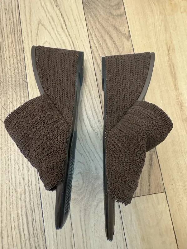 Zara brown crochet wedge sandals - Image 3