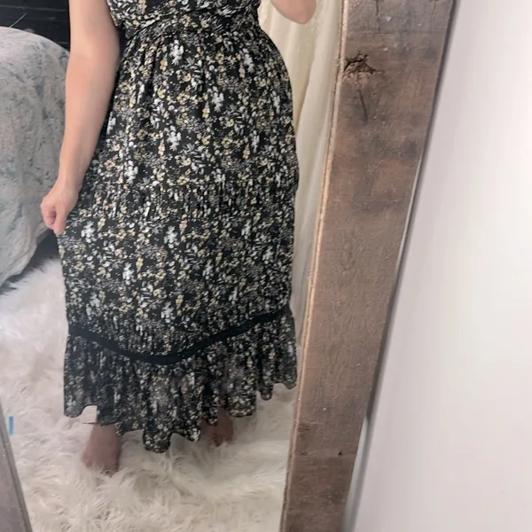 Free the Roses Black and White Floral Maxi Dress size small - Image 6