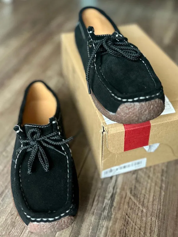 Women’s Slip On Lace Up Comfort Casual Faux Suede Loafers Size 6.5 New - Image 2