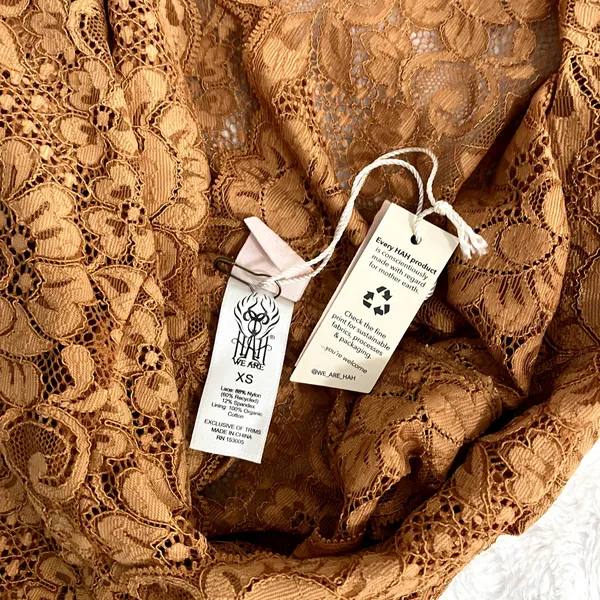 NEW Free People HAH Brown Sugar Cut to the Chase Lace V-neck Boho Bodysuit XS - Image 7