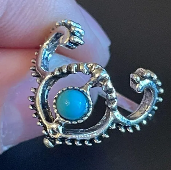 Turquoise stone silver plated horn ring size 6 - Image 4