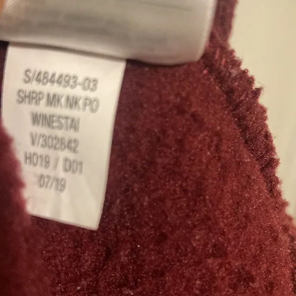 Old Navy Burgundy Sherpa Fleece Crewneck Sweatshirt Women’s Size Medium - Image 5