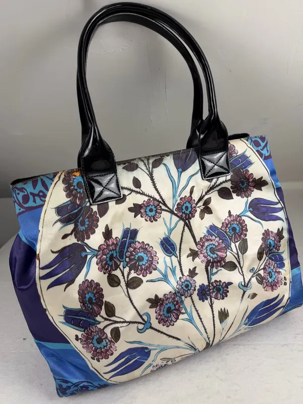 Abbi Artsy Floral‎ Print Satin Shoulder Tote Bag Blue Purple Patent Trim Large - Image 2