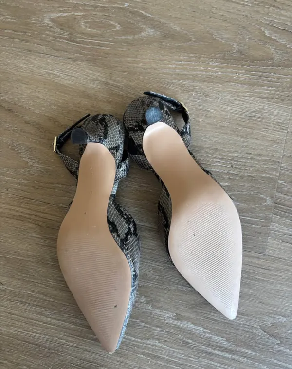 Gap snakeskin heels - Image 3