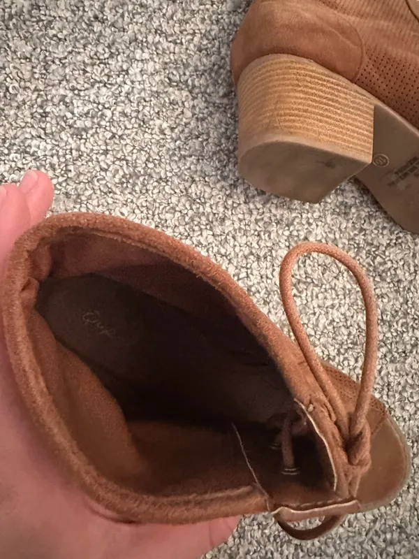 Quipid Short brown-tan boots with laces - Image 6