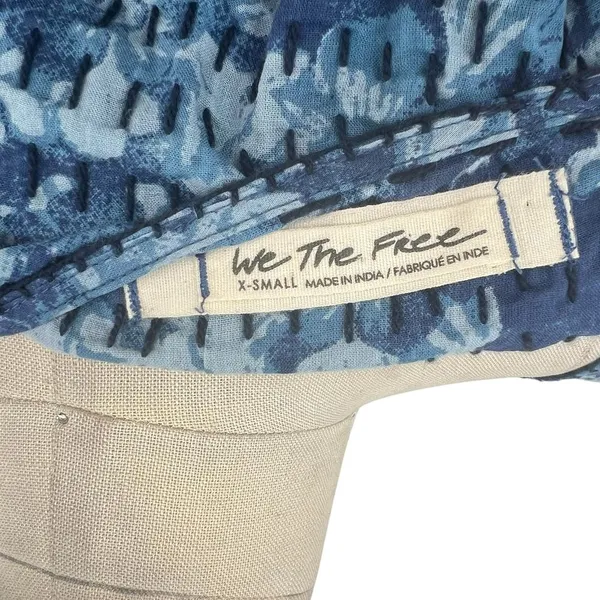 Free People Cool Meadow Printed Top Denim Combo‎ Blue Floral Size XS - Image 13