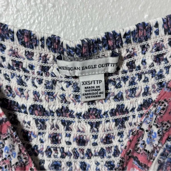 American eagle Women Blue/White Print floral‎ romper size XXS - Image 4