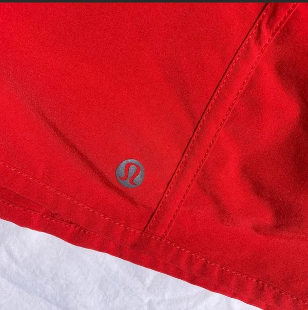 Lululemon Tracker Low-Rise Lined Short 4” Size 10 Love Red - Image 4