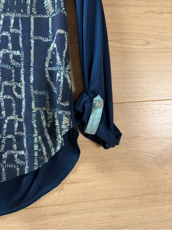 Anthropologie Tiny Women’s Orion Henley Top Small - Image 3