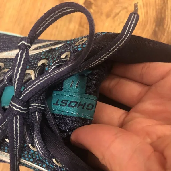 Brooks ghost athletic training running shoes sneakers sz 10 women’s - Image 3