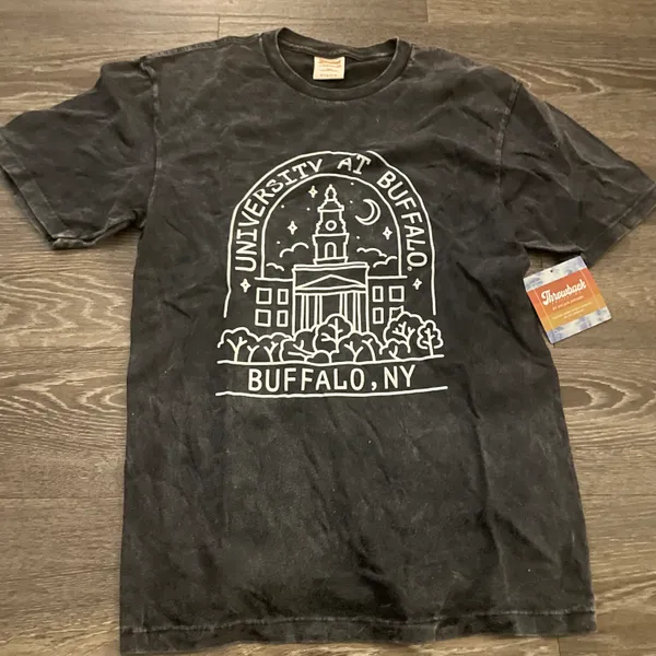 Buffalo NWT University at Short Sleeve T-Shirt. Size Medium - Image 3
