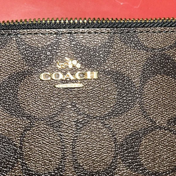 Coach Wristlet. NWOT - Image 2