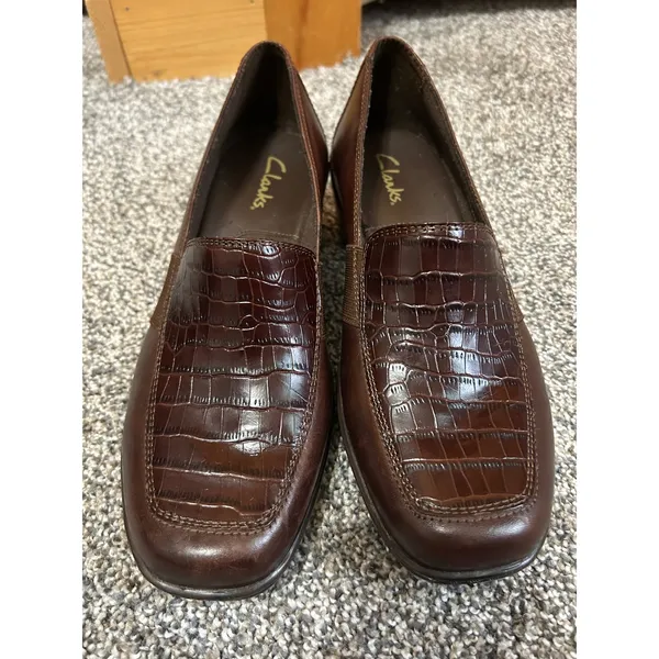Clarks Susannah Brown Leather Alligator Croc Print‎ Loafers Women's Size 7.5 - Image 8