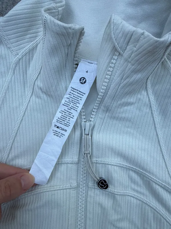 Lululemon Cropped Define Jacket  - Image 3