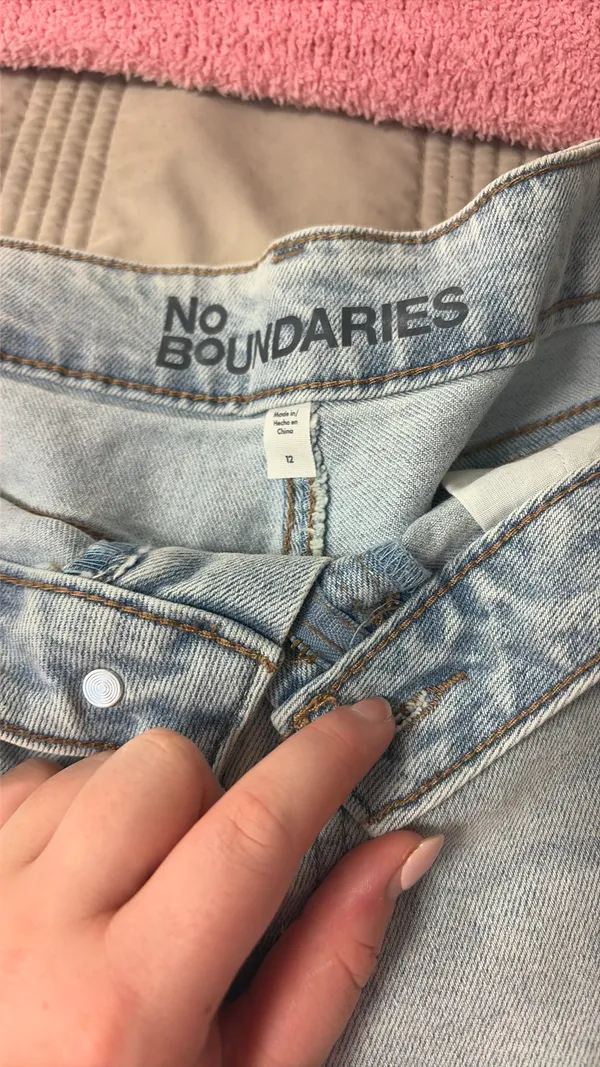 No Boundaries Jean Shorts - Image 2