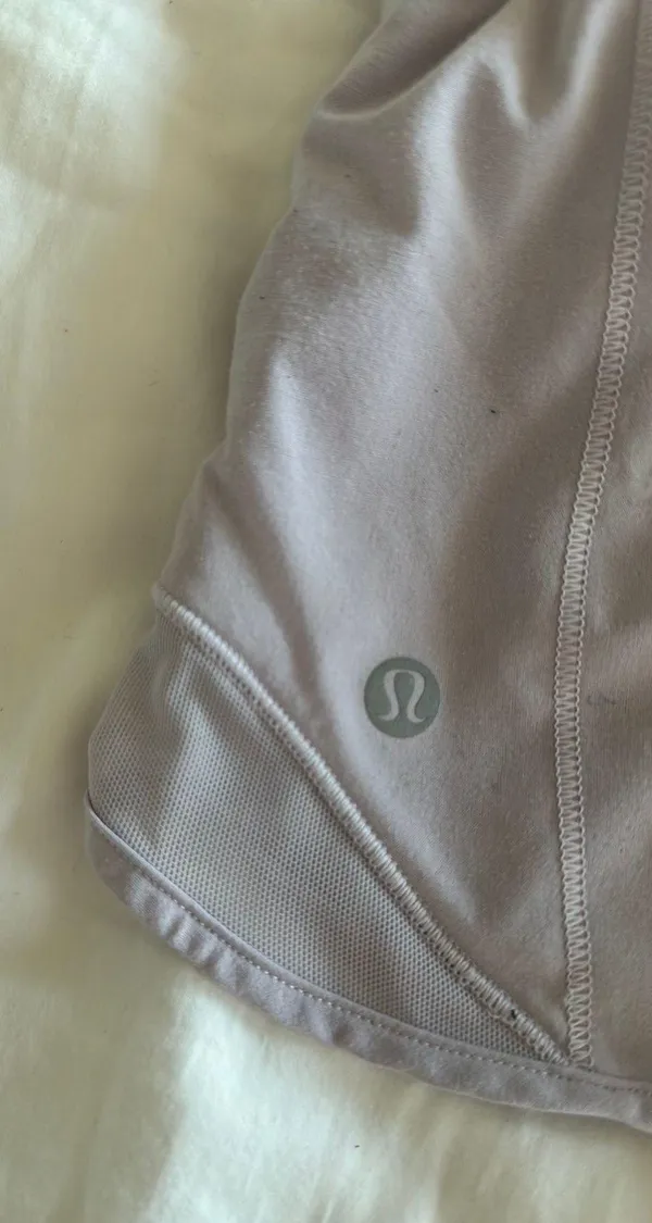 Lululemon Hotty Hot Short 2.5” - Image 2