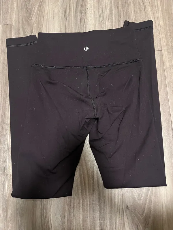 Lululemon Black Wunder Under Leggings - Image 3