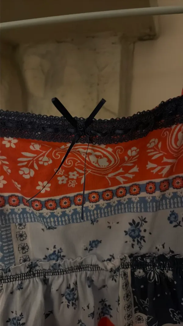 Old Navy Summer Top - Image 2