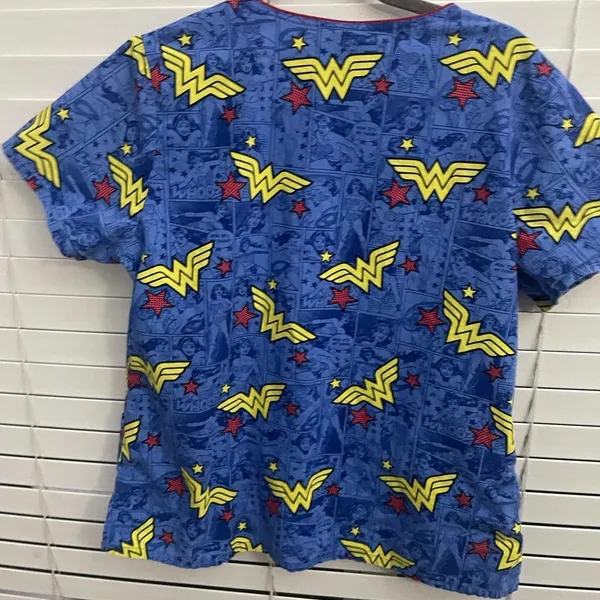 Wonder Woman scrub top medium Blue - Image 7