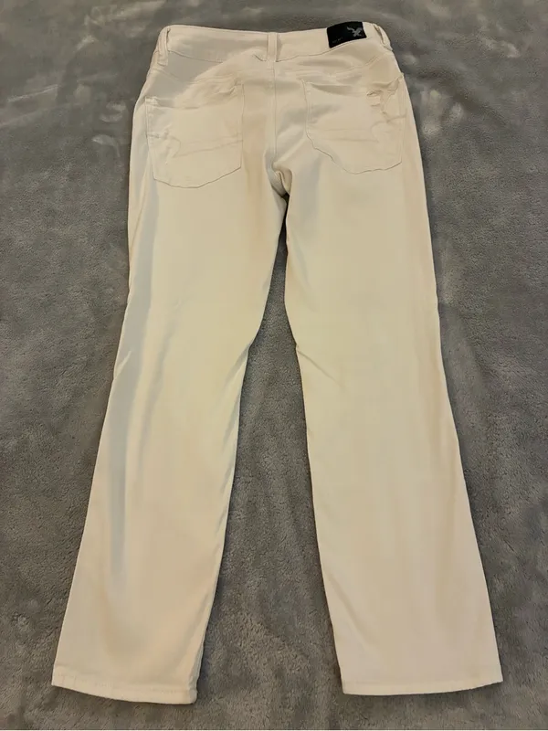 Women’s American Eagle White Distressed Super Stretch Jegging Crop Jeans Size 8 - Image 3